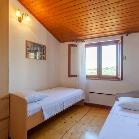 Teacher's Pebble House شقة *