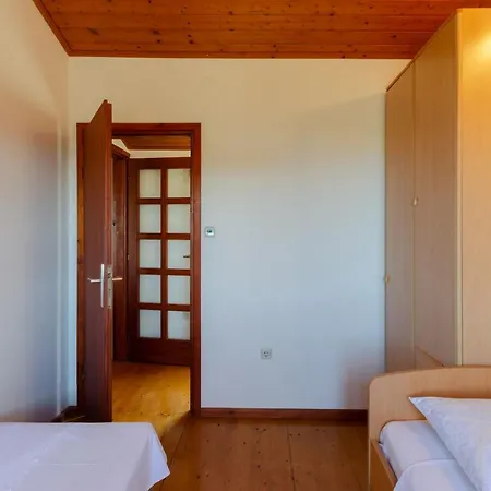 Διαμέρισμα Teacher's Pebble House Prizba